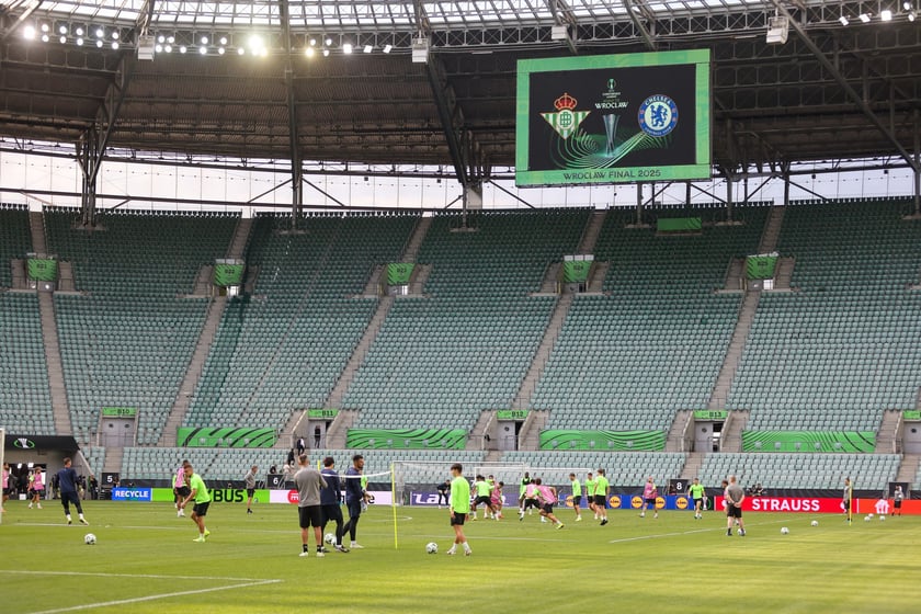 Trening Betisu na stadionie we Wrocławiu przed finałem z Chelsea, 27 maja
