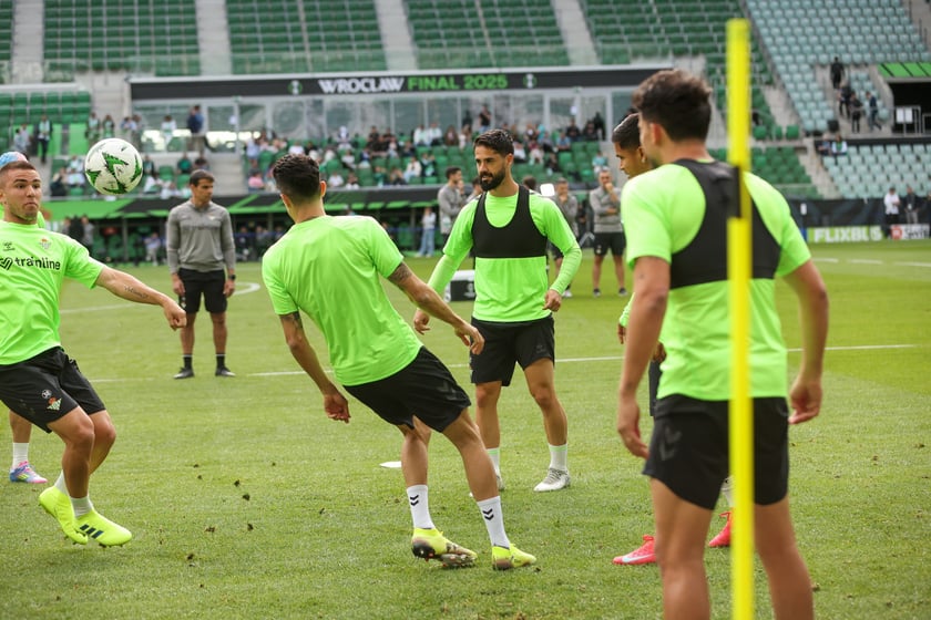 Trening Betisu na stadionie we Wrocławiu przed finałem z Chelsea, 27 maja