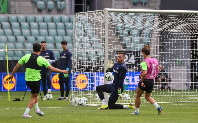 Trening Betisu na stadionie we Wrocławiu przed finałem z Chelsea, 27 maja