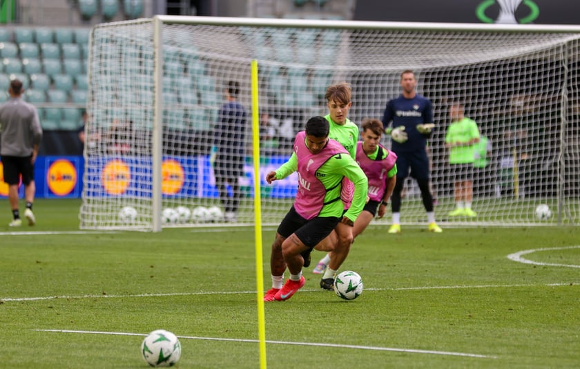 Trening Betisu na stadionie we Wrocławiu przed finałem z Chelsea, 27 maja