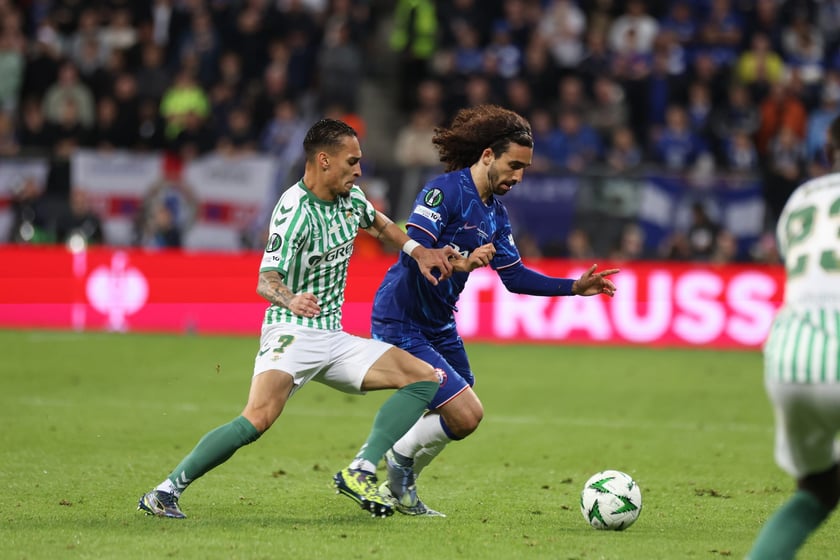 Finał Ligi Konferencji we Wrocławiu - piłkarze Chelsea i Realu Betis podczas meczu