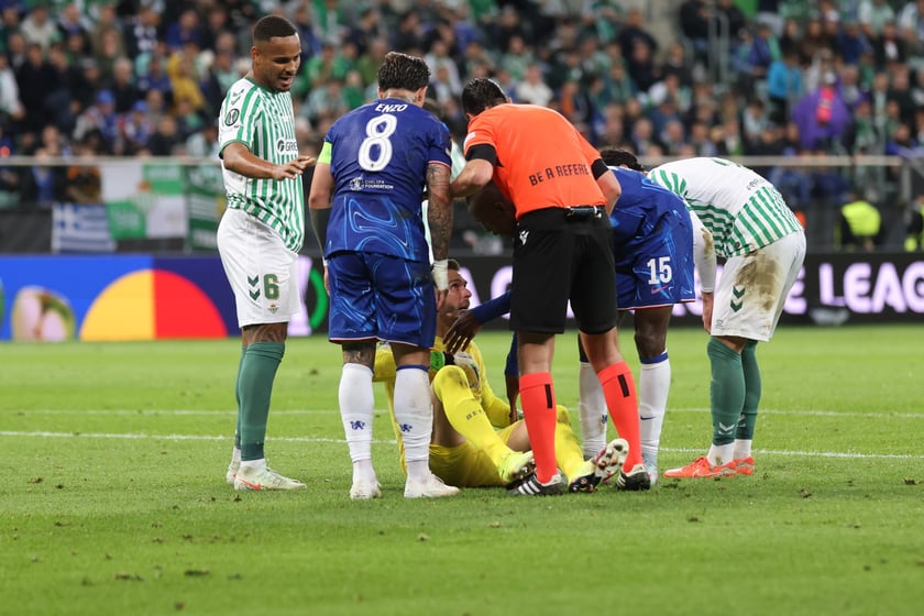 Finał Ligi Konferencji we Wrocławiu - piłkarze Chelsea i Realu Betis podczas meczu