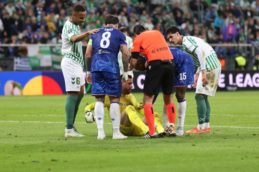 Finał Ligi Konferencji we Wrocławiu - piłkarze Chelsea i Realu Betis podczas meczu