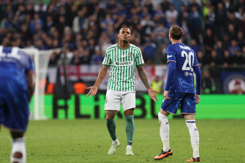 Finał Ligi Konferencji we Wrocławiu - piłkarze Chelsea i Realu Betis podczas meczu