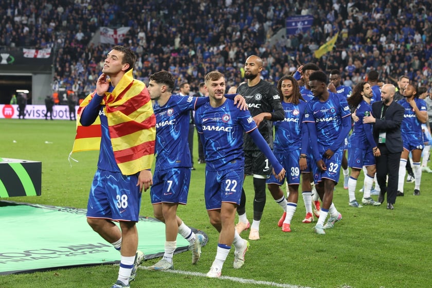 Finał Ligi Konferencji we Wrocławiu - piłkarze Chelsea i Realu Betis podczas meczu