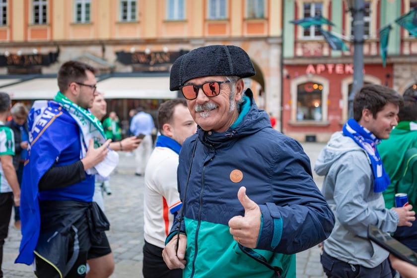 Pokazowy mecz w strefie Fan Festival w rynku, 28 maja 2025