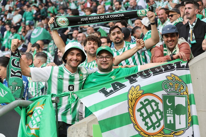 Finał Ligi Konferencji Chelsea F.C - Real Betis we Wrocławiu - zdjęcia kibiców