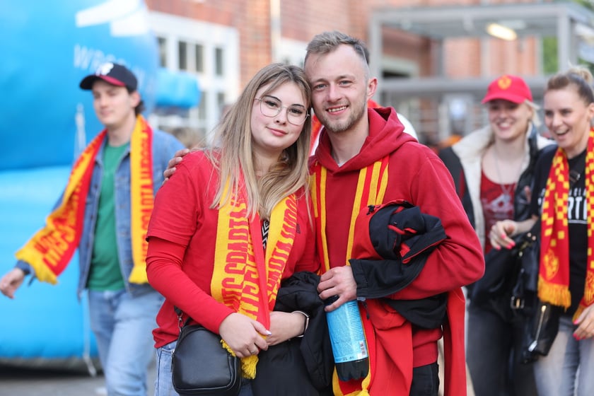 Kibice przed Stadionem Olimpijskim przed meczem Betard Sparta Wrocław - Włókniarz Częstochowa - 30 maja 2025 r.