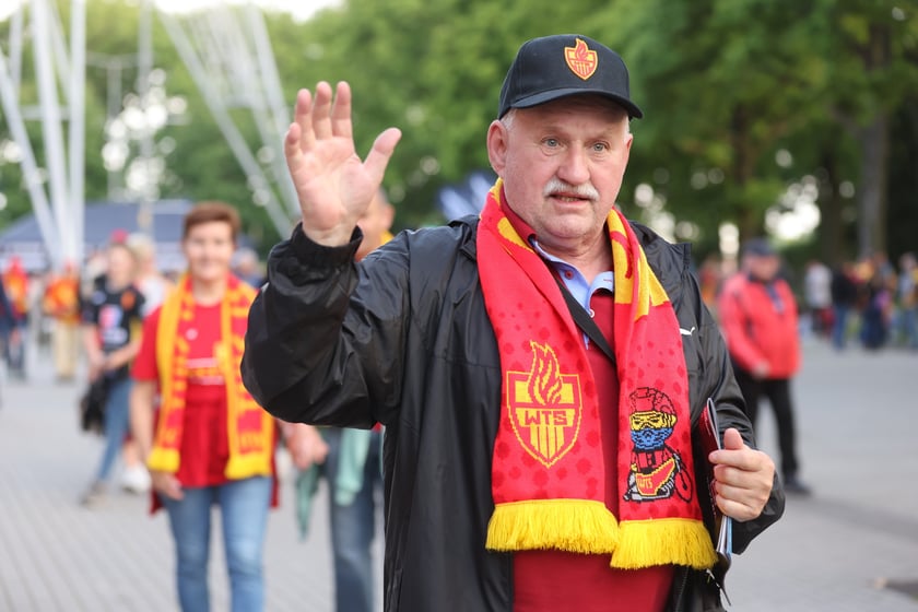Kibice przed Stadionem Olimpijskim przed meczem Betard Sparta Wrocław - Włókniarz Częstochowa - 30 maja 2025 r.