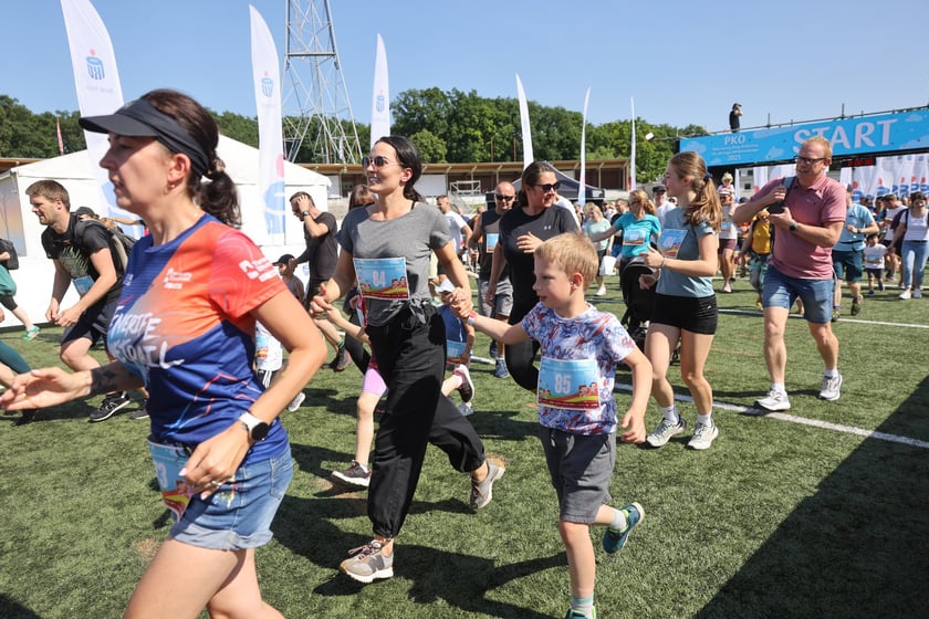 PKO Wieczorny Bieg Rodzinny. Zdjęcia uczestników