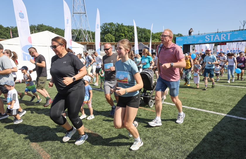 PKO Wieczorny Bieg Rodzinny. Zdjęcia uczestników