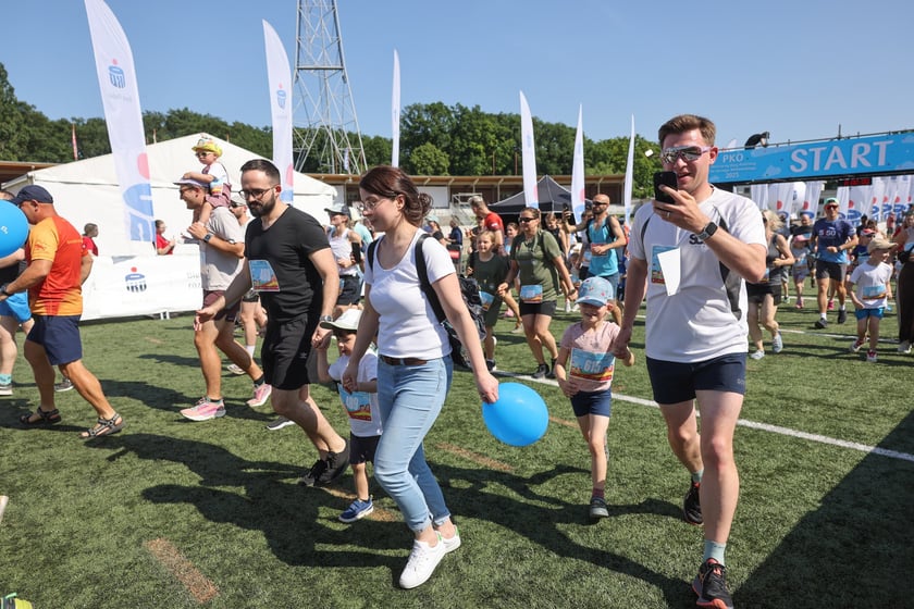 PKO Wieczorny Bieg Rodzinny. Zdjęcia uczestników