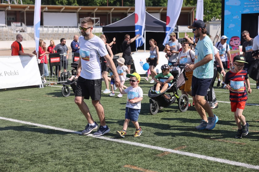 PKO Wieczorny Bieg Rodzinny. Zdjęcia uczestników