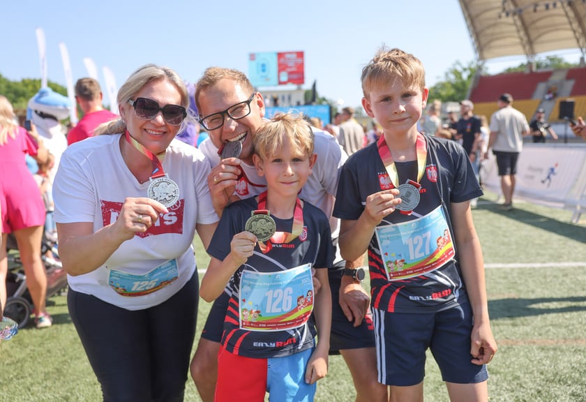 PKO Wieczorny Bieg Rodzinny. Zdjęcia uczestników