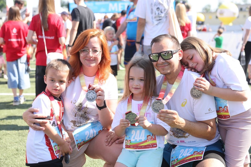 PKO Wieczorny Bieg Rodzinny. Zdjęcia uczestników
