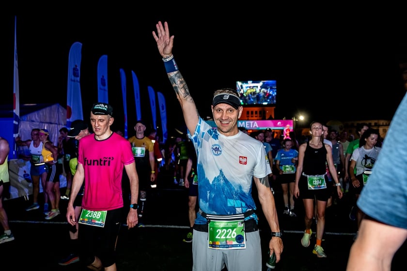 Uczestnicy 11. PKO Nocnego Wrocław Półmaratonu