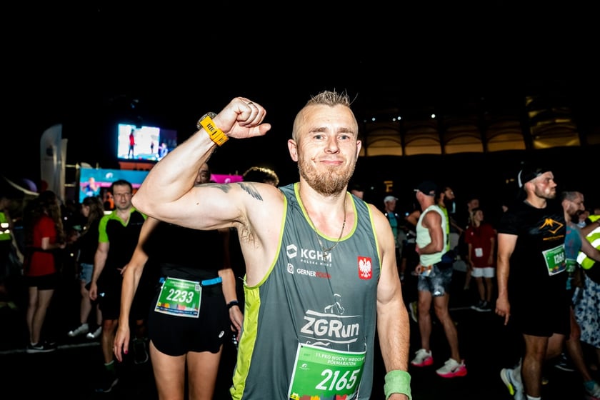 Uczestnicy 11. PKO Nocnego Wrocław Półmaratonu