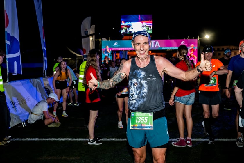 Uczestnicy 11. PKO Nocnego Wrocław Półmaratonu