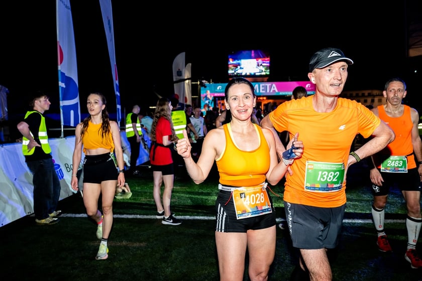 Uczestnicy 11. PKO Nocnego Wrocław Półmaratonu