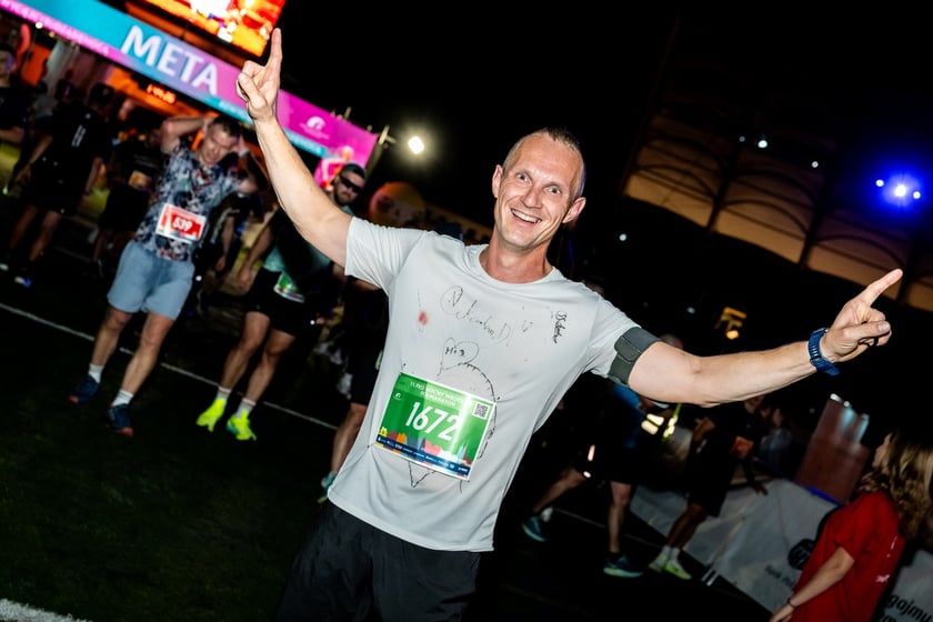 Uczestnicy 11. PKO Nocnego Wrocław Półmaratonu
