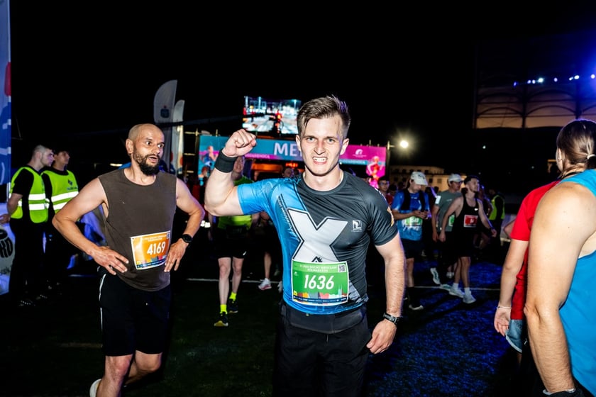 Uczestnicy 11. PKO Nocnego Wrocław Półmaratonu