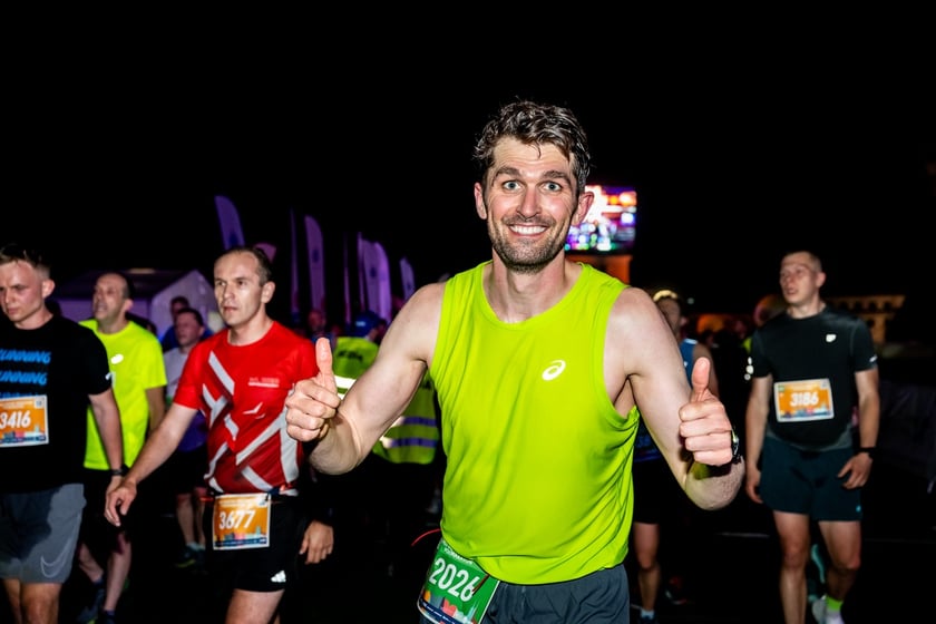 Uczestnicy 11. PKO Nocnego Wrocław Półmaratonu