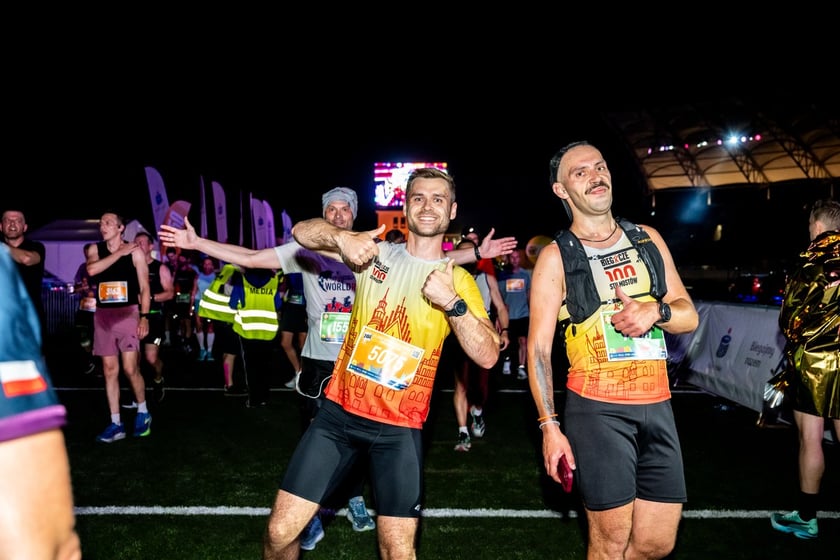 Uczestnicy 11. PKO Nocnego Wrocław Półmaratonu