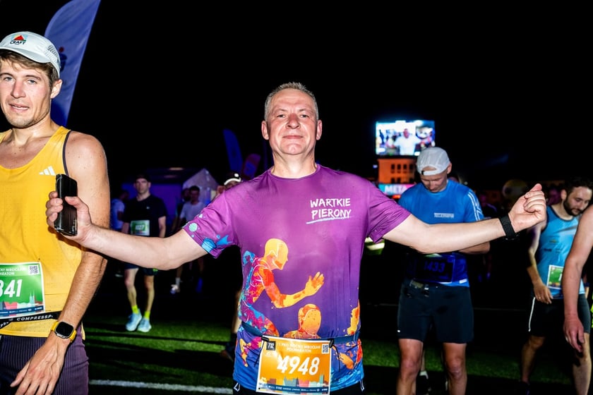 Uczestnicy 11. PKO Nocnego Wrocław Półmaratonu