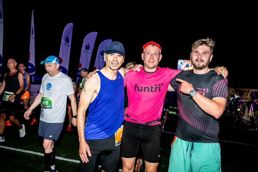 Uczestnicy 11. PKO Nocnego Wrocław Półmaratonu