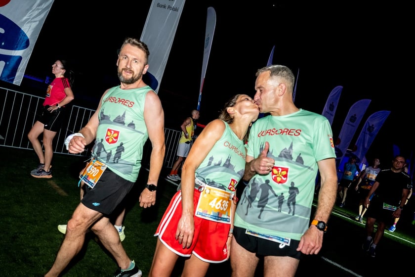 Uczestnicy 11. PKO Nocnego Wrocław Półmaratonu