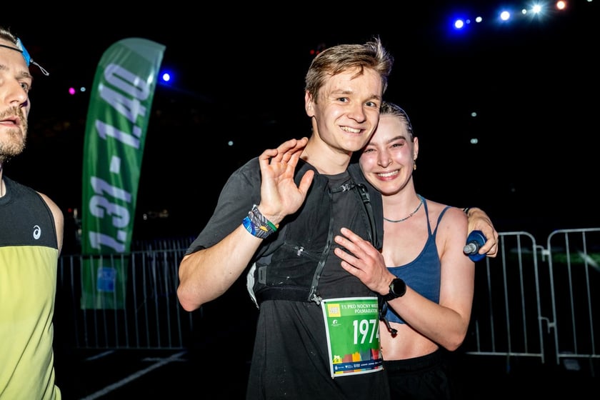 Uczestnicy 11. PKO Nocnego Wrocław Półmaratonu