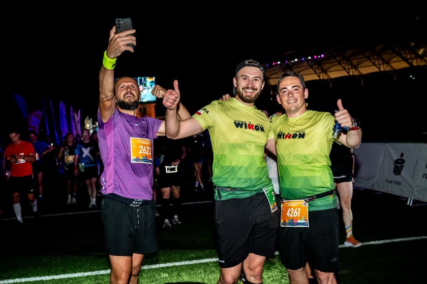 Uczestnicy 11. PKO Nocnego Wrocław Półmaratonu