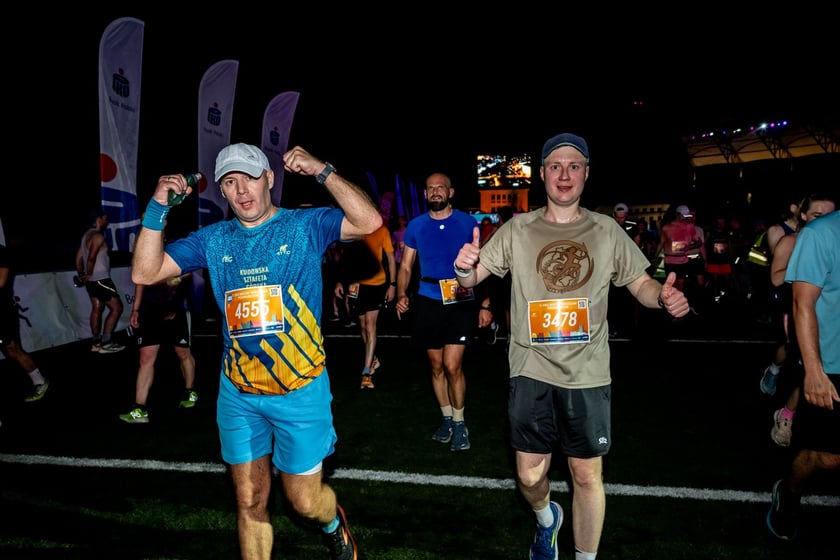 Uczestnicy 11. PKO Nocnego Wrocław Półmaratonu