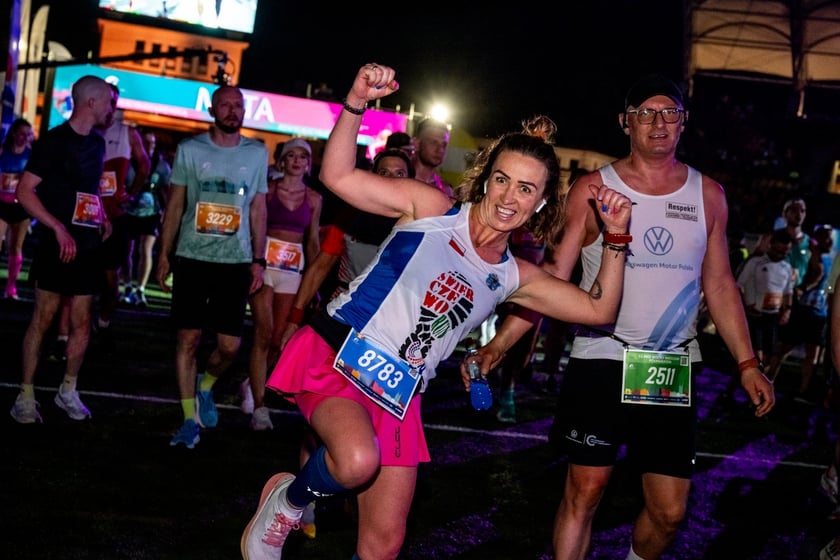 Uczestnicy 11. PKO Nocnego Wrocław Półmaratonu