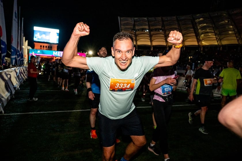 Uczestnicy 11. PKO Nocnego Wrocław Półmaratonu
