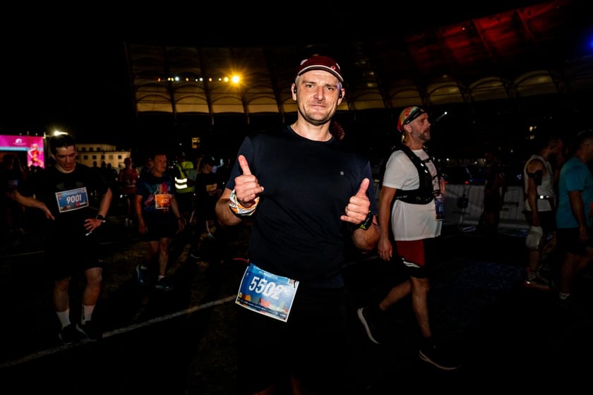 Uczestnicy 11. PKO Nocnego Wrocław Półmaratonu