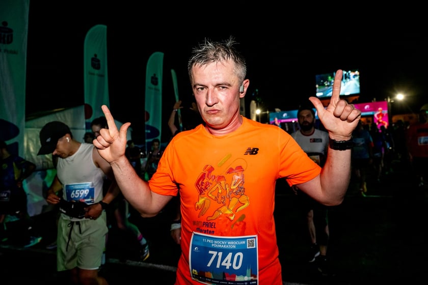 Uczestnicy 11. PKO Nocnego Wrocław Półmaratonu