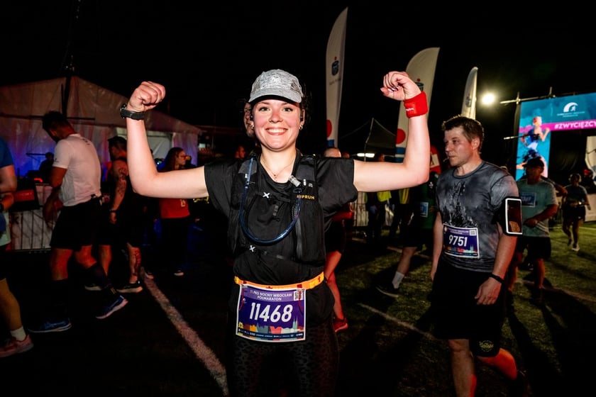 Uczestnicy 11. PKO Nocnego Wrocław Półmaratonu