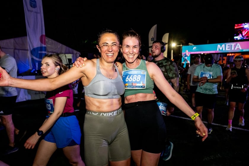 Uczestnicy 11. PKO Nocnego Wrocław Półmaratonu