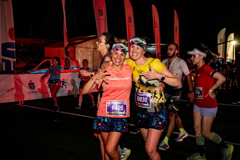 Uczestnicy 11. PKO Nocnego Wrocław Półmaratonu