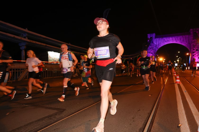 11. PKO Nocny Wrocław Półmaraton - zdjęcia biegaczy