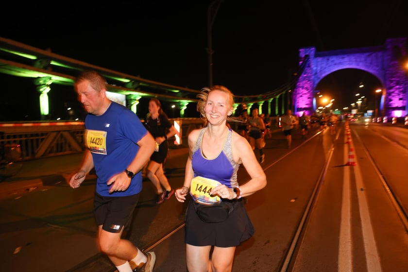11. PKO Nocny Wrocław Półmaraton - zdjęcia biegaczy