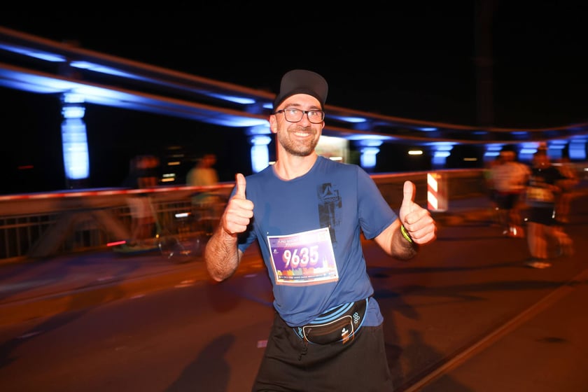 11. PKO Nocny Wrocław Półmaraton - zdjęcia biegaczy