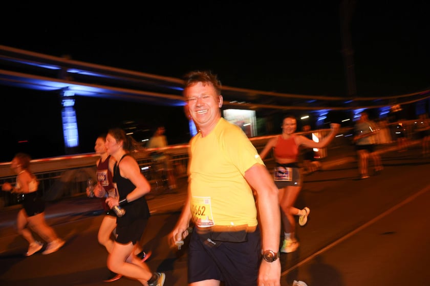 11. PKO Nocny Wrocław Półmaraton - zdjęcia biegaczy
