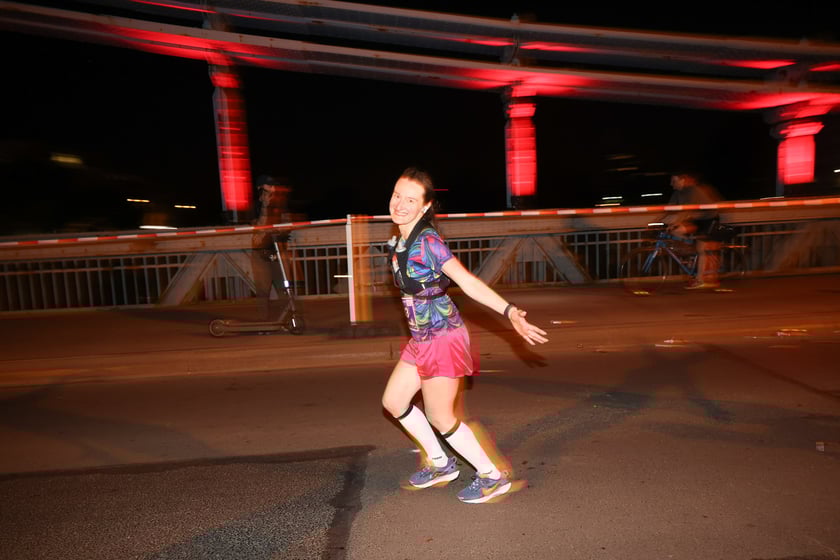 11. PKO Nocny Wrocław Półmaraton - zdjęcia biegaczy