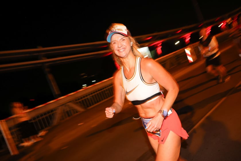 11. PKO Nocny Wrocław Półmaraton - zdjęcia biegaczy