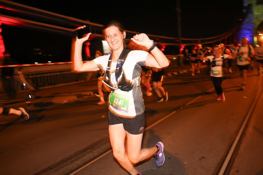 11. PKO Nocny Wrocław Półmaraton - zdjęcia biegaczy
