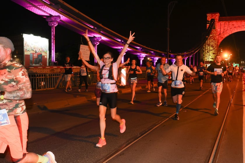 11. PKO Nocny Wrocław Półmaraton - zdjęcia biegaczy