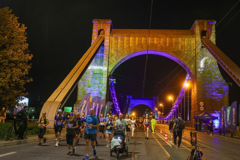 11. PKO Nocny Wrocław Półmaraton - zdjęcia biegaczy