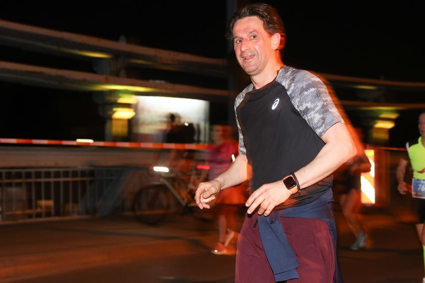 11. PKO Nocny Wrocław Półmaraton - zdjęcia biegaczy